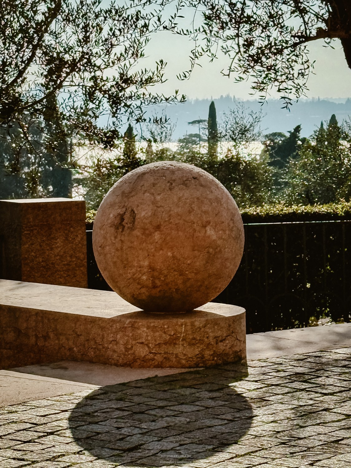 Vittoriale degli Italiani-Бывшая резиденция Габриеле Д’Аннунцио. Авторские стильные фотокартины