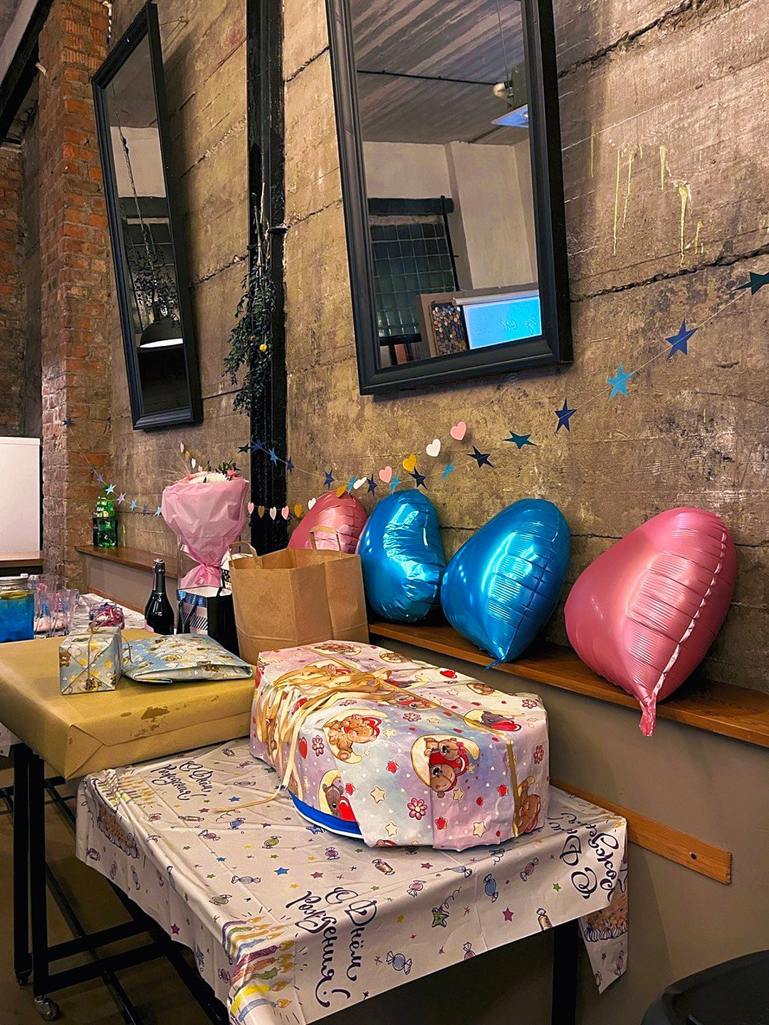 В ОЖИДАНИИ ЧУДА: гендер-пати Лёши и Иры. КАРАМБОЛА: Организация праздников в Москве