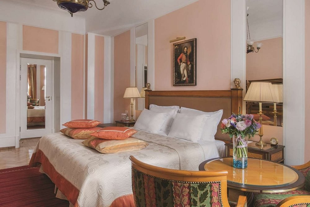 Гайд по отелям СПБ для свадебной съёмки. Свадебный и портретный фотограф