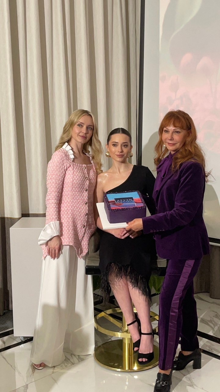 Аренда помещений под мероприятия и фотозоны в Тюмени, снять зал