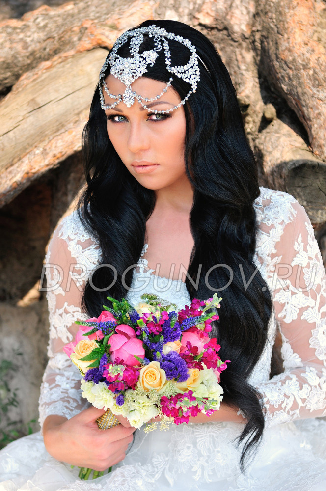 невеста с букетом