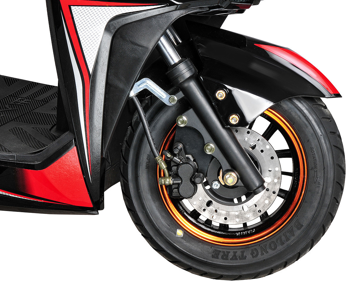 Съёмка транспорта в Москве. Фотосъемка мобильного транспорта. Предметная фотосъемка для маркетплейсов в Москве. Предметный фотограф Дмитрий Дрогунов