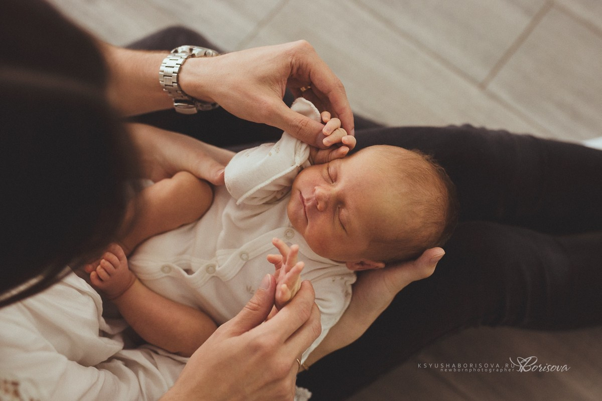 Фотосессия дома с новорожденным. Фотограф новорожденных в Магнитогорске Ксюша Борисова