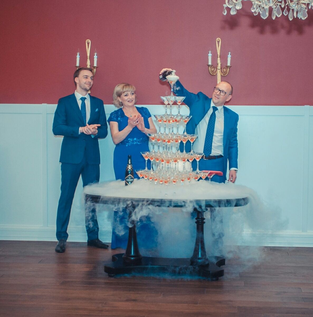 Ведущий + диджей + 1 из 8 моих услуг в подарок!