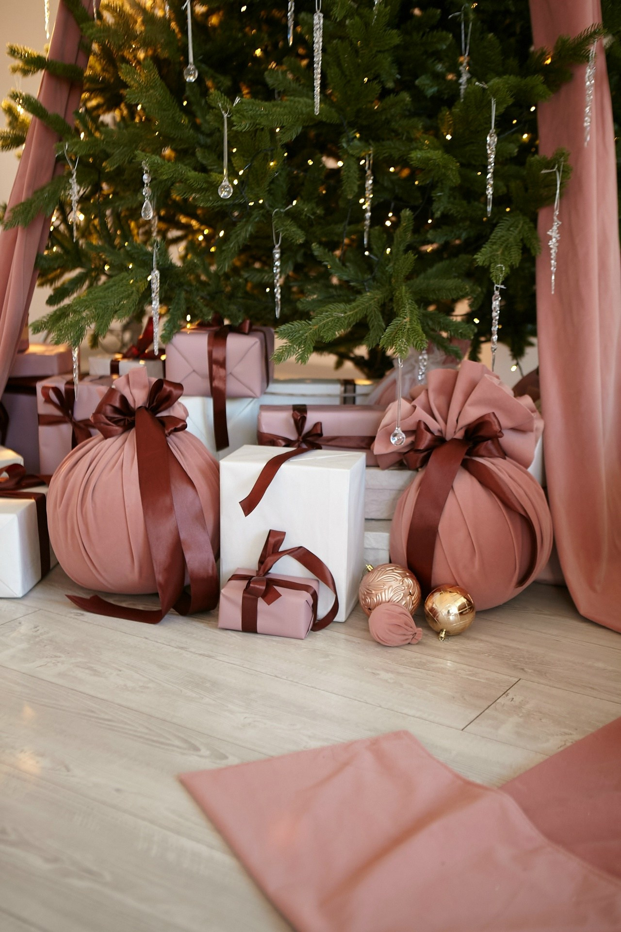 РАСПИСАНИЕ НГ ЗАЛОВ. Семейный фотограф в Санкт-Петербурге Алиса Мохова