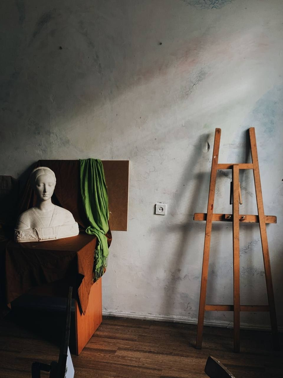 Мубдорд: Художник-урбанист. Контент-съёмка и бизнес-портреты в Москве. Виктория Кулюкина