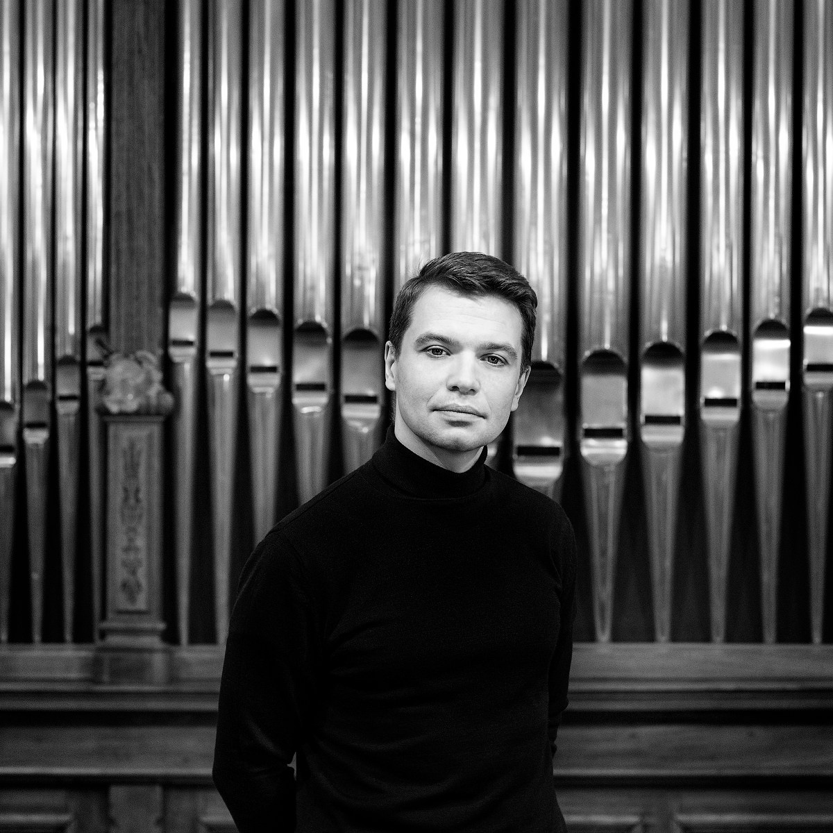 Портреты. Elena Anosova is an award-winning visual artist