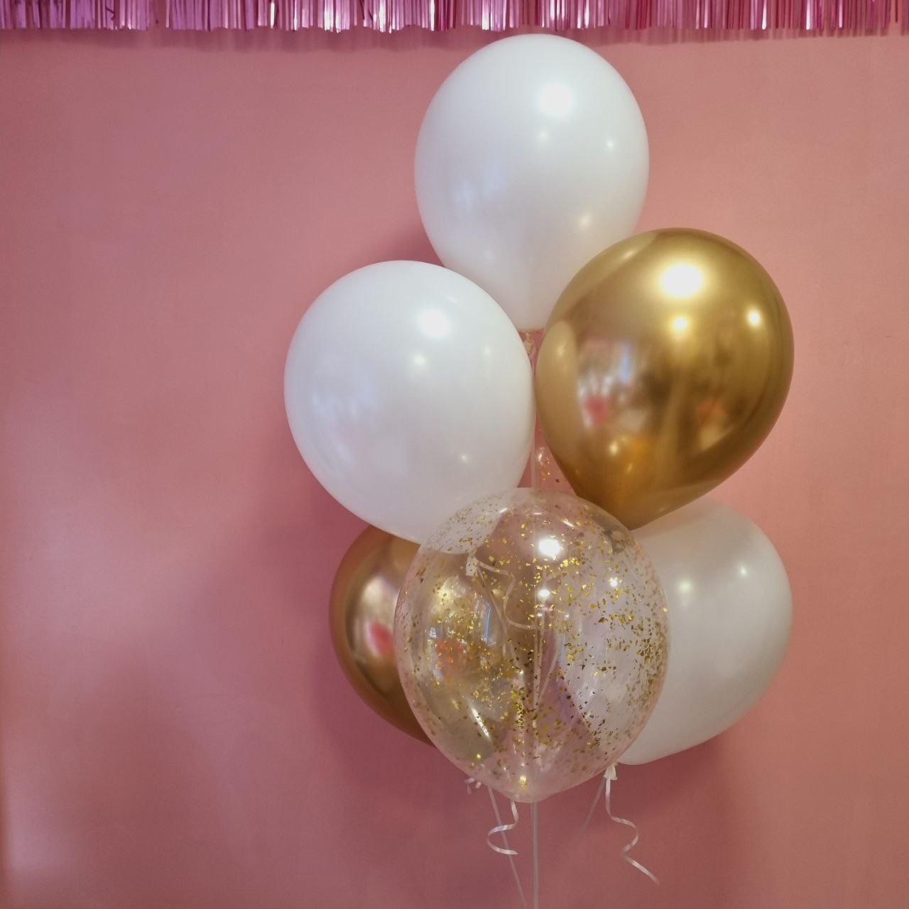 Balino prvi rodendan dostava balona Novi Sad dostava balonaBeograd. Шары с гелием, фотозоны Нови Сад Белград. Balone i dekoracije od balona Novi Sad Beograd