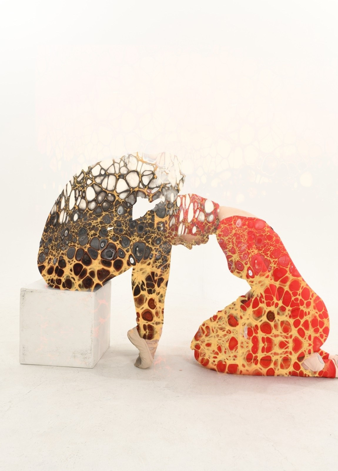 ABOUT / CONTACT. Yulia Yurchevskaya | Art Director & Visual Visionary