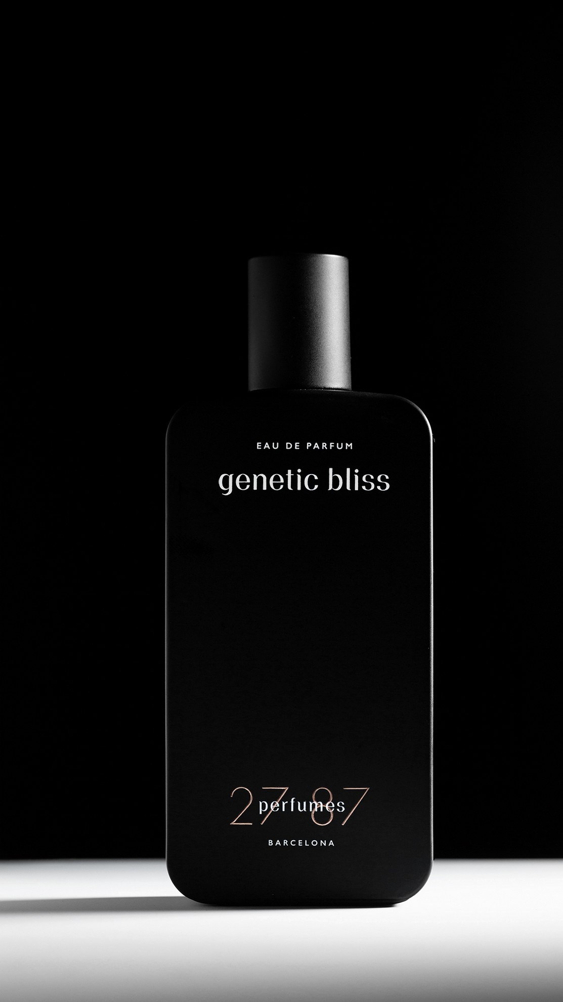 Фотосъемка парфюмерии в Ростове. Предметный фотограф в Ростове-на-Дону. Фотограф Анна Мандрикян