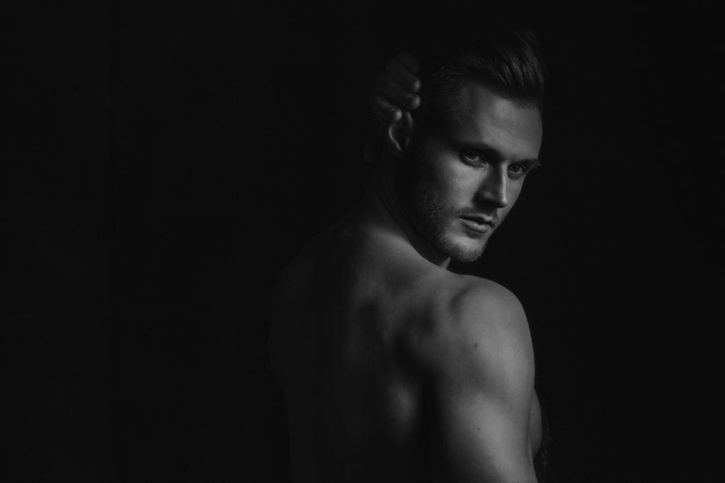 Модель Андрей Новосибирск. Фотограф — видеограф Галактионов Максим Новосибирск