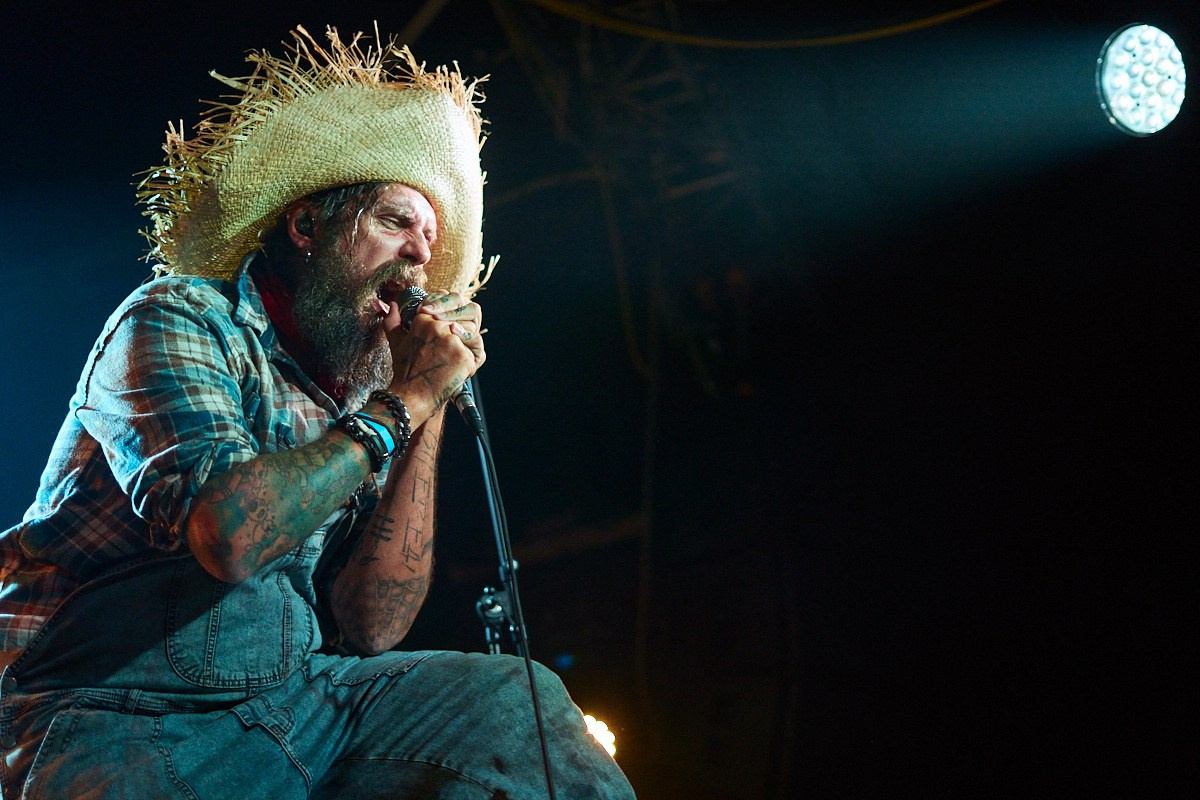 TRUCKDRIVERS в Glastonberry Pub, 30 апреля 2025. Иван Кобяков