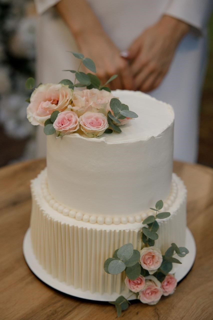 Торт Прохорова. Подрядчики и друзья сети свадебных площадок House for wedding