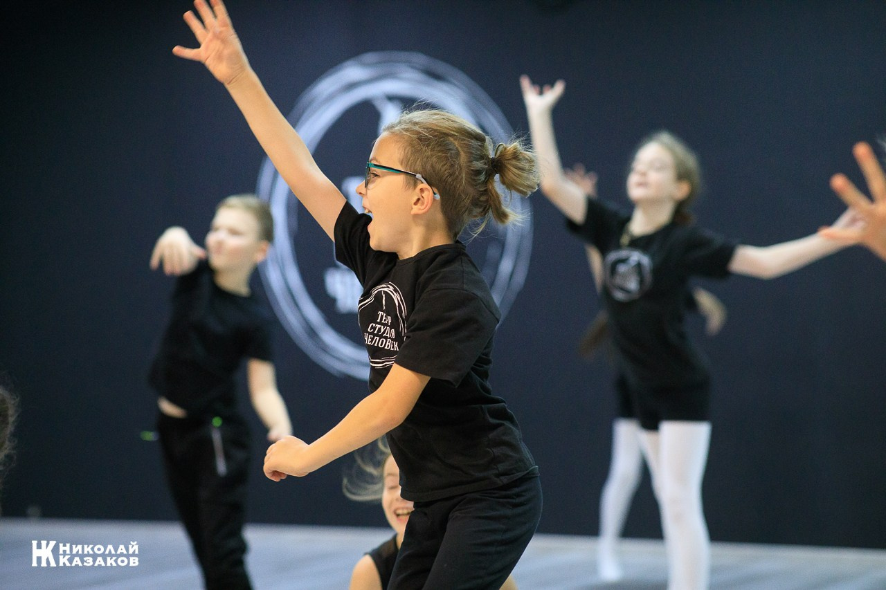 СТУДИЯ «ЧЕЛОВЕК». Николай Казаков. Профессиональный фотограф. Преподаватель фотографии