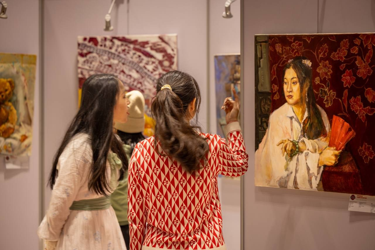 Участвую в выставке, первое место, ART EXPO IN CHINA, Китай. Фотограф Наталия Шляпина в Ростове-на-Дону