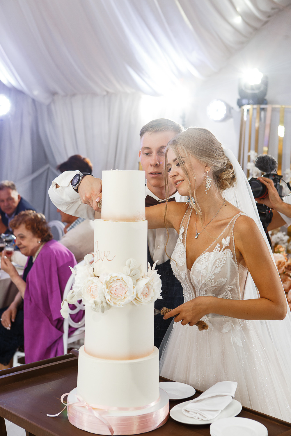 August 2021 | Valeria and Ivan. Wedding, romantic photo, family holidays. Workshops