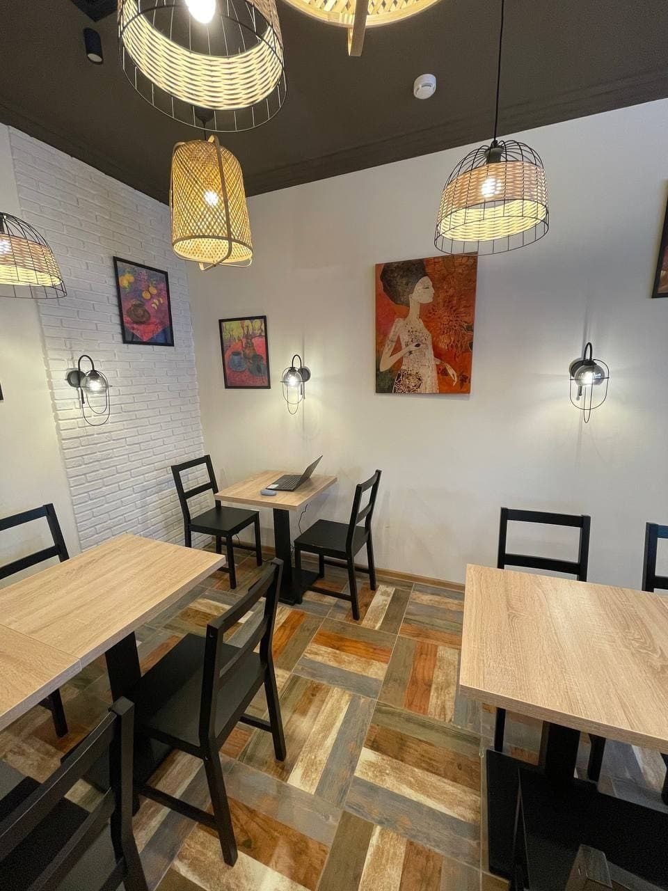 Мастер-класс по мозаике в кофейне «Между Строк». Belay.Art