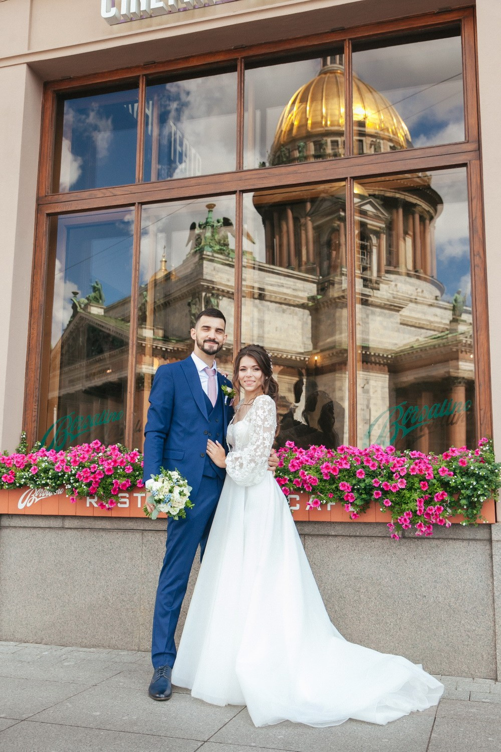 Свадебная прогулка в СПб, фотограф Денис Шмигирилов. Фотограф крещение венчание в Петербурге! Помогает подобрать храм и посоветовал душевного батюшку в СПб