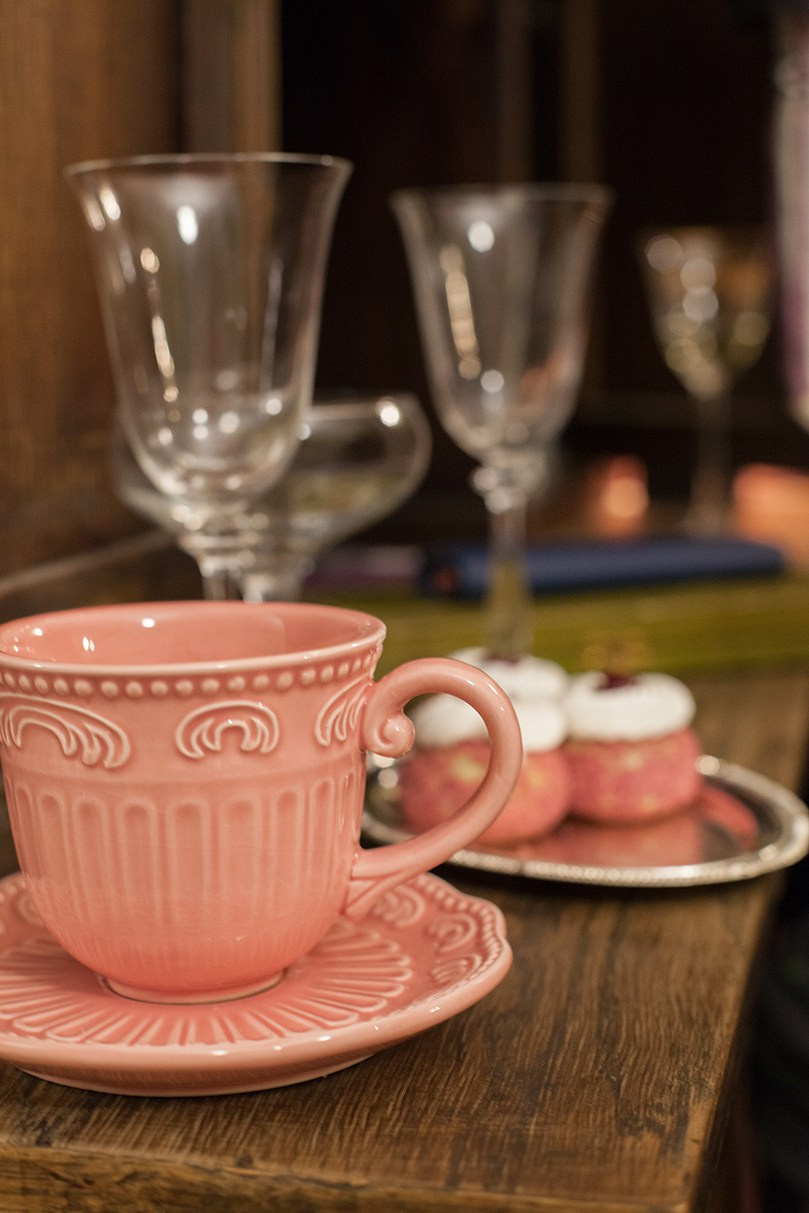 В Петербурге время чая. ФОТОГРАФ ЛИЛИЯ БИЧУРИНА