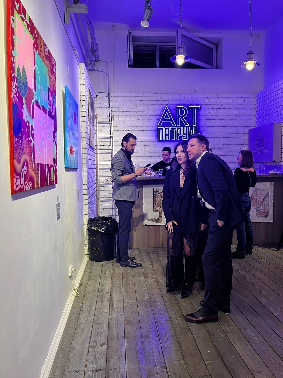 Выставка «Искусство и добро». Концептуальный художник Сушкова Софья Москва