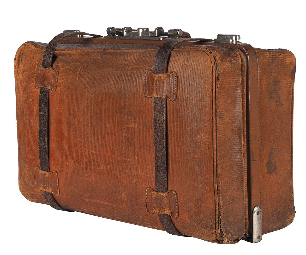 Предметная съемка ДПИ | Аукционный дом «Литфонд». Репортажный и семейный фотограф в Санкт-Петербурге Тарас Марченко