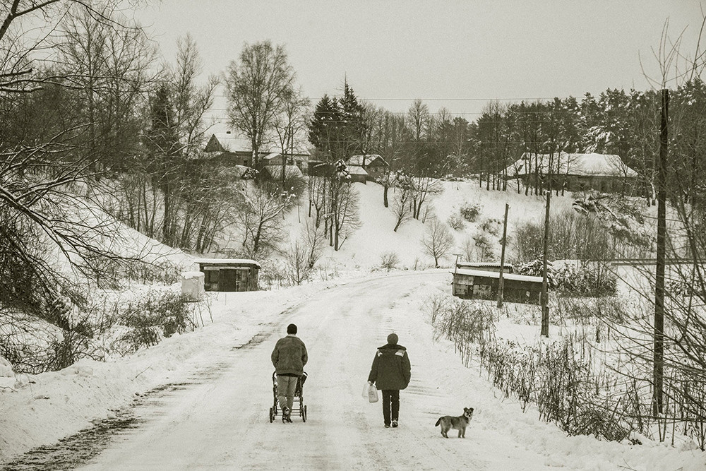 Life under the mountain. Фотохудожник