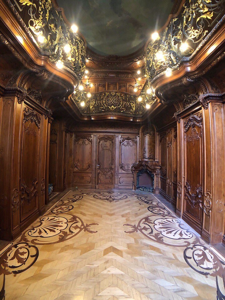 Локации в Питере под крышей