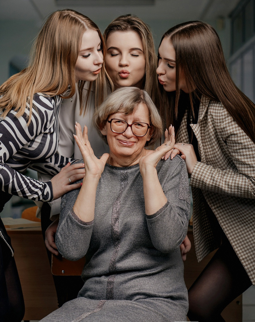 Выпускные альбомы в городе Бикин