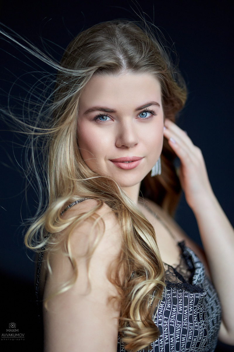 Фотосессия Марии, фс ЛОФТ, Симферополь. Портретный и свадебный фотограф в Крыму Аввакумов Максим