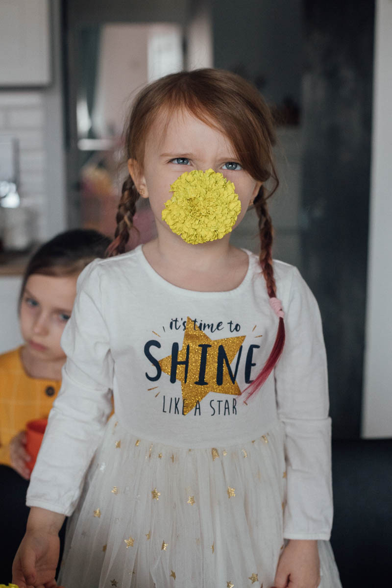 Цветы на подоконнике. Семейный и свадебный фотограф в Москве Жнякина Юлия