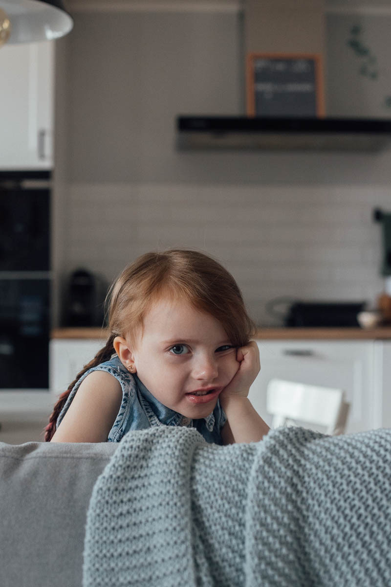 Цветы на подоконнике. Семейный и свадебный фотограф в Москве Жнякина Юлия