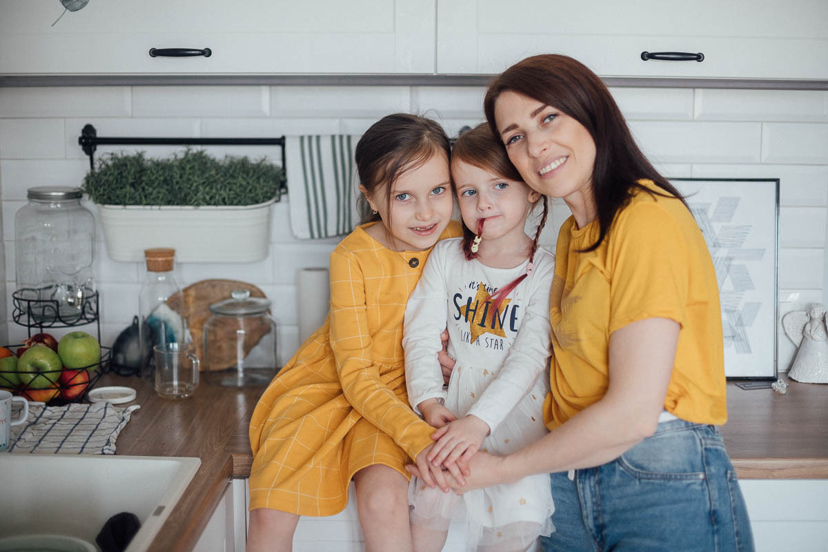 Цветы на подоконнике. Семейный и свадебный фотограф в Москве Жнякина Юлия