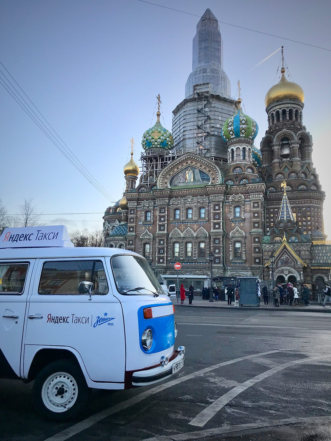 Фотофургон PhotoBus.me. Репортаж, деловой портрет, мобильная фотостудия с моментальной печатью