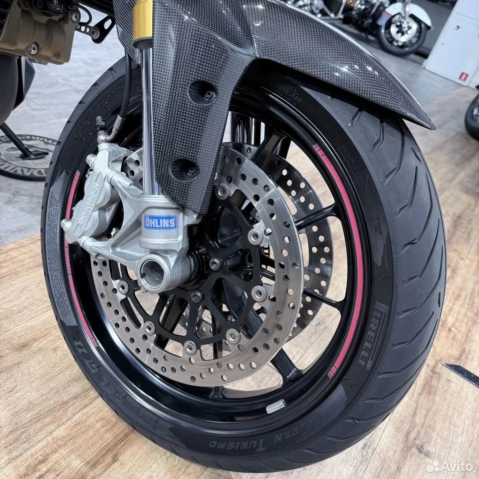 Купить Ducati Multistrada 1200S Pikes Peak (Red Carbon) — подробнее на сайте. Hello Davidson, Москва. Только хорошие мотоциклы…