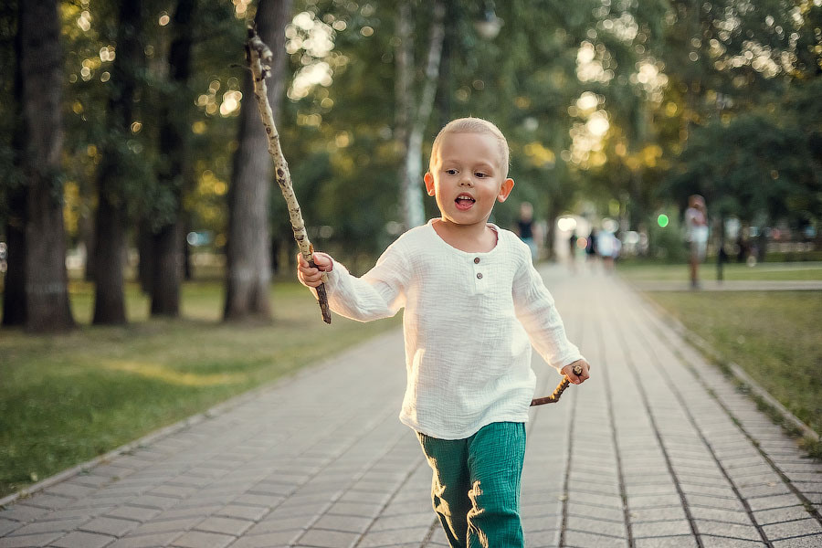 В сквере Миндовского. Семейный фотограф в Перми Ольга Гилева. Выпускные альбомы