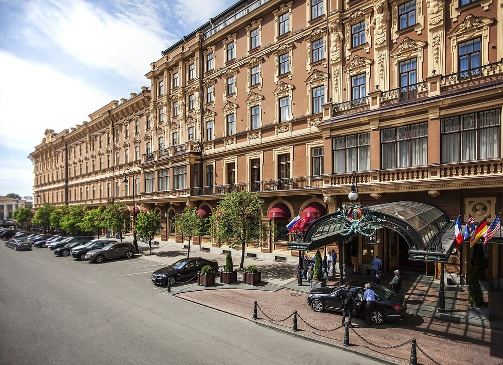 Гайд по отелям СПБ для свадебной съёмки. Свадебный и портретный фотограф