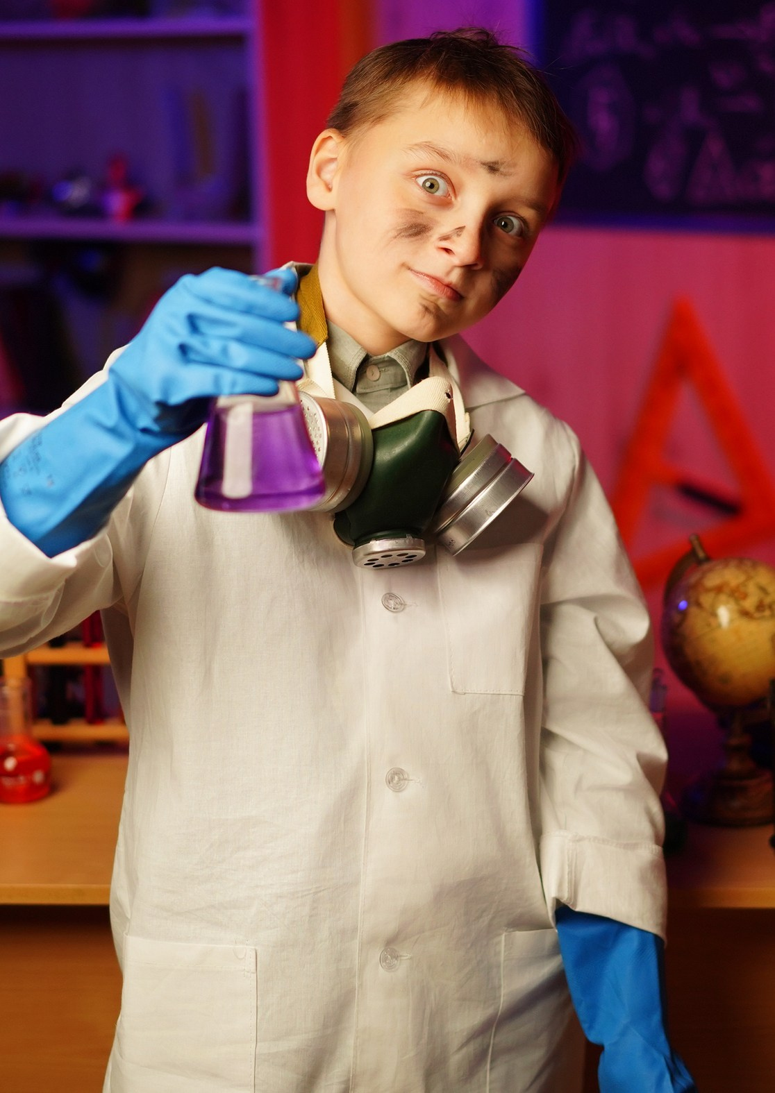 Фотосессия в стиле «Химики». GOTRA — выпускные альбомы в Тюмени