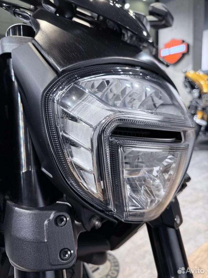 Купить 2015 Ducati Diavel (Dark Stealth) — подробнее на сайте. Hello Davidson, Москва. Только хорошие мотоциклы…