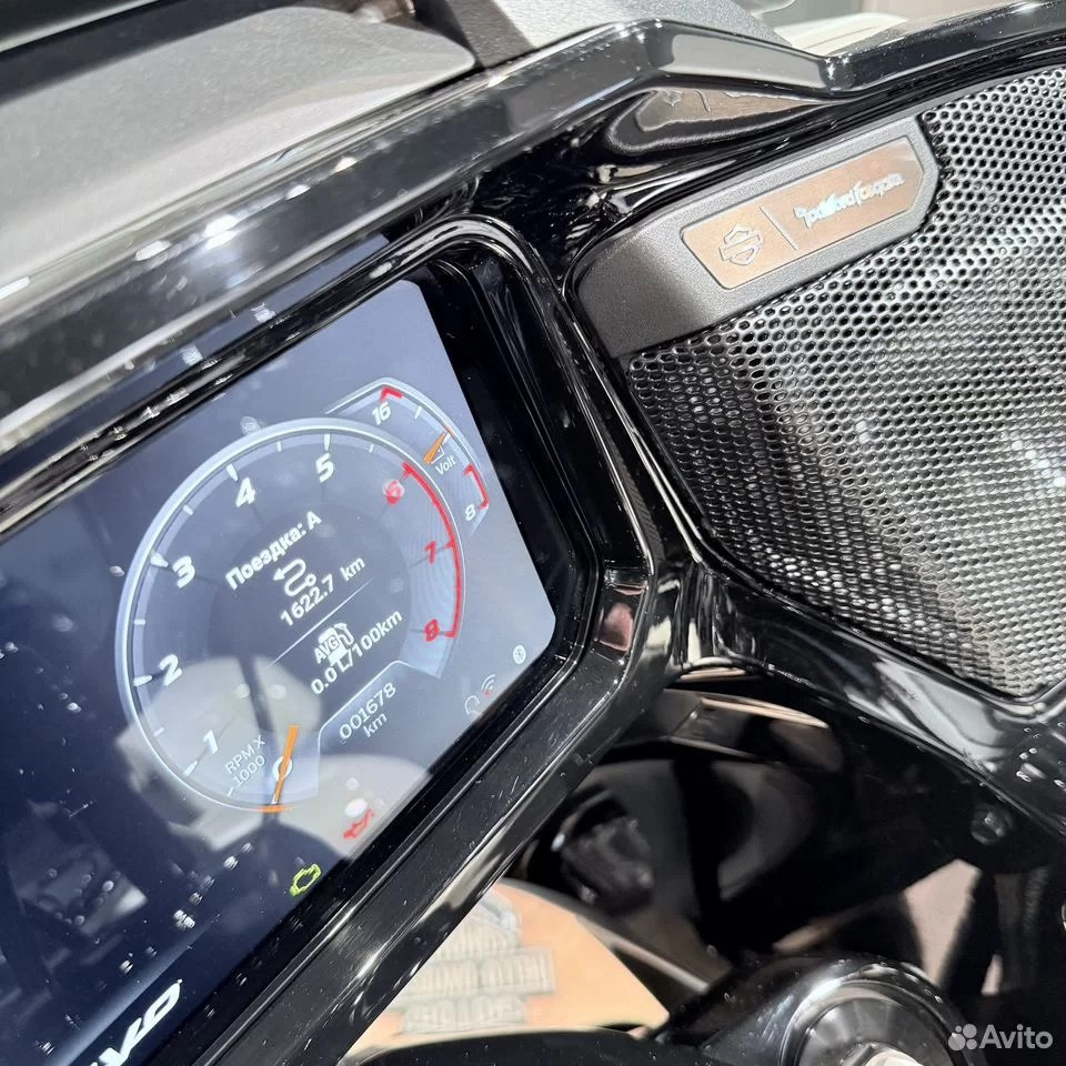 2024 СVО Rоаd Glide SТ 121 Gоldеn White Рearl. Hello Davidson, Москва. Только хорошие мотоциклы…