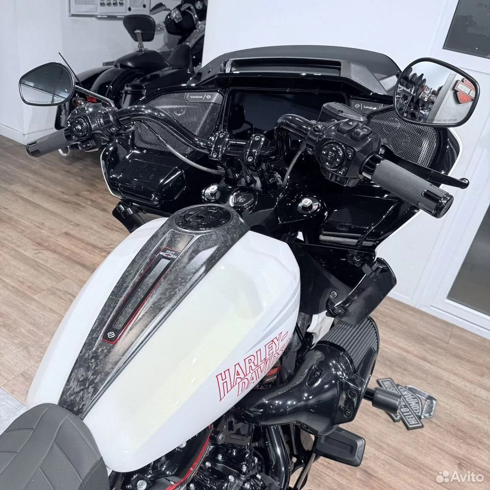 2024 СVО Rоаd Glide SТ 121 Gоldеn White Рearl. Hello Davidson, Москва. Только хорошие мотоциклы…