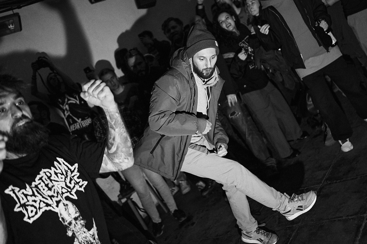 Сожитель, Смерть На Пляже, Линия Бикини, Выродок, Мразь. Иван Кобяков