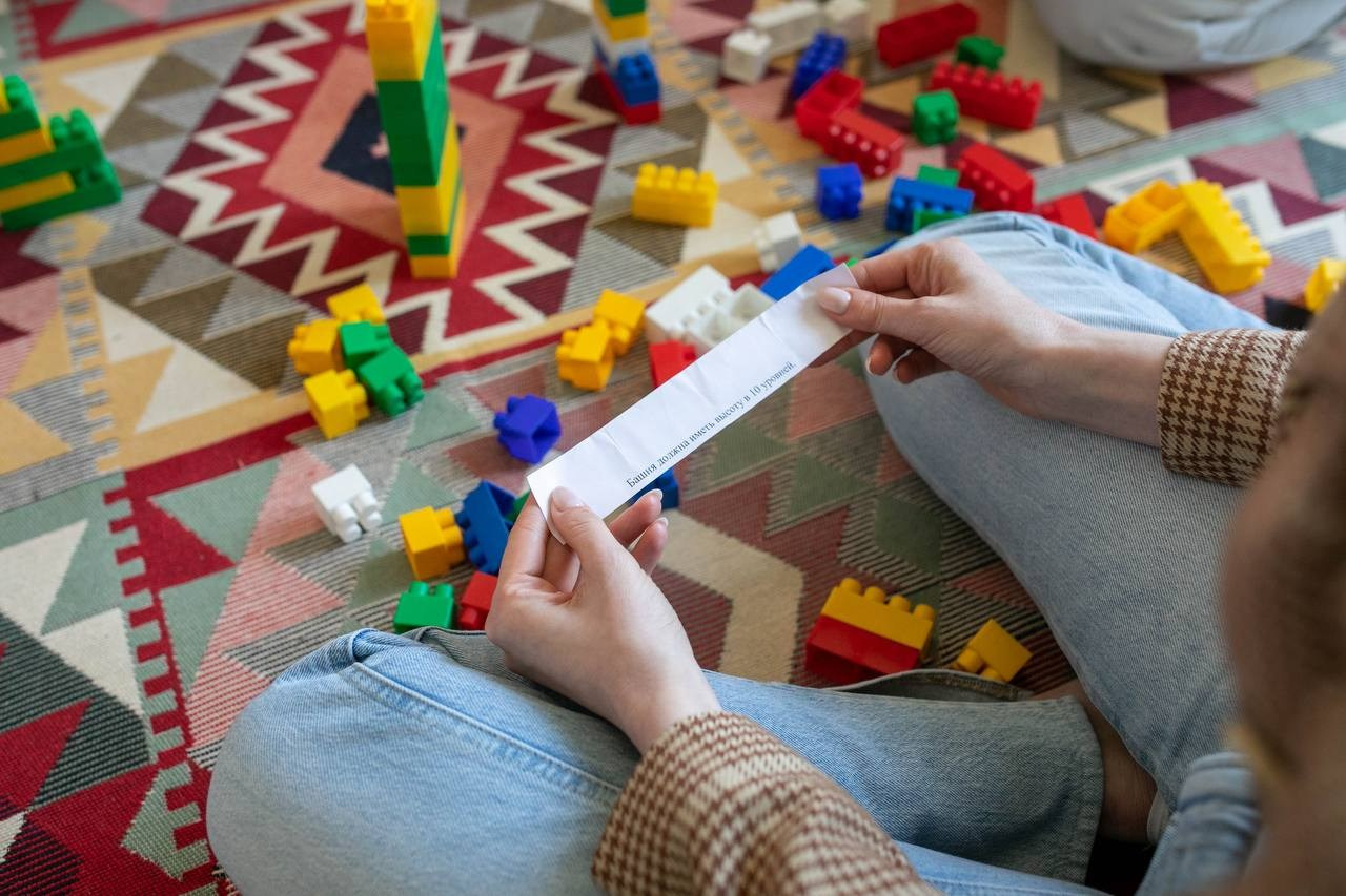 «В КРУГУ» Психологические тренинги в Санкт-Петербурге в живом формате
