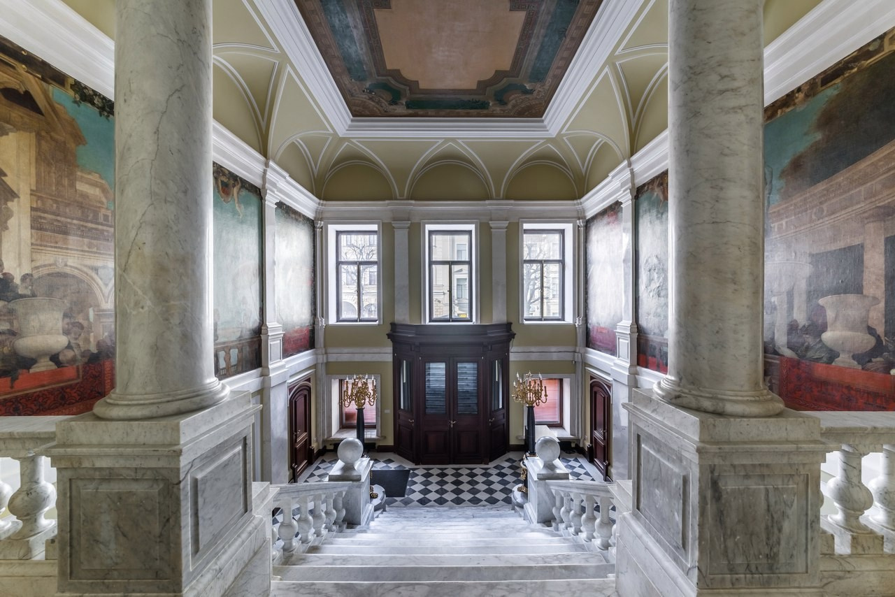 Локации в Питере под крышей