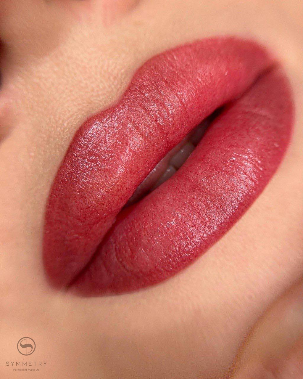 Нафиса. Студия перманентного макияжа, косметологии и массажа SYMMETRY в Москве, м. Киевская