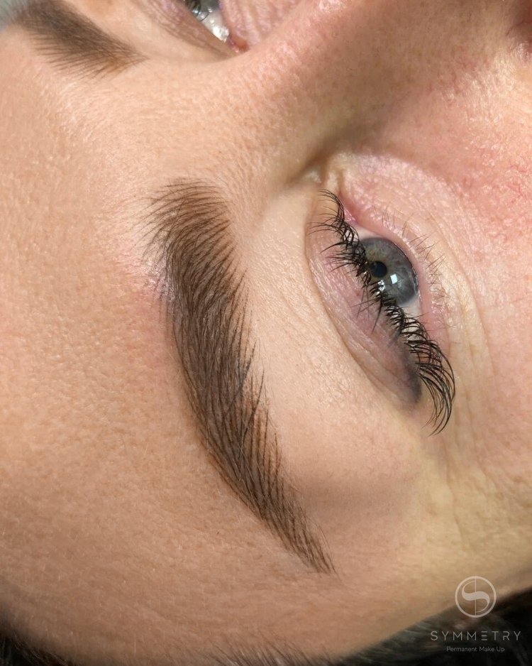 Нафиса. Студия перманентного макияжа, косметологии и массажа SYMMETRY в Москве, м. Киевская