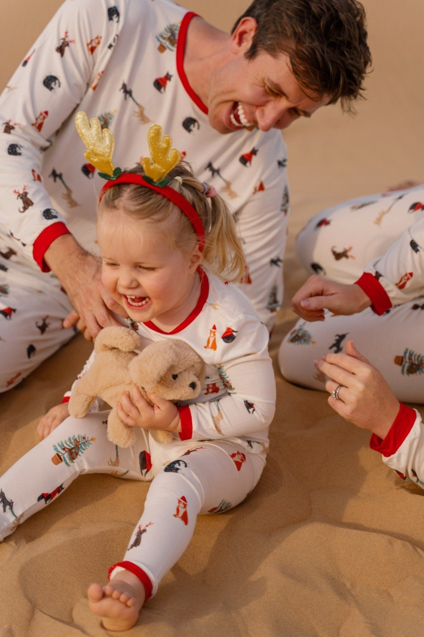 Desert photoshoot in pajamas | Abu Dhabi