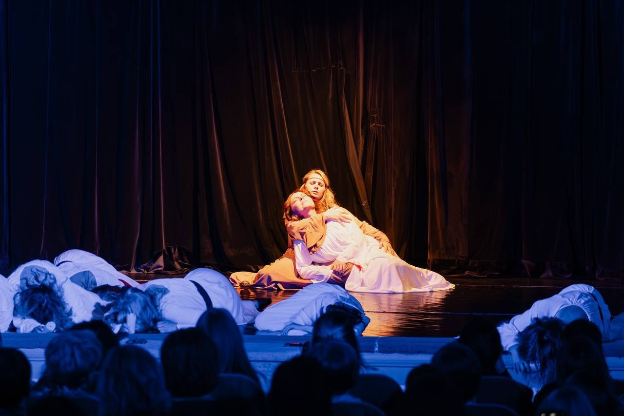 Вспоминай любимая. ЖиваЯ — театр Ксении Сосновских