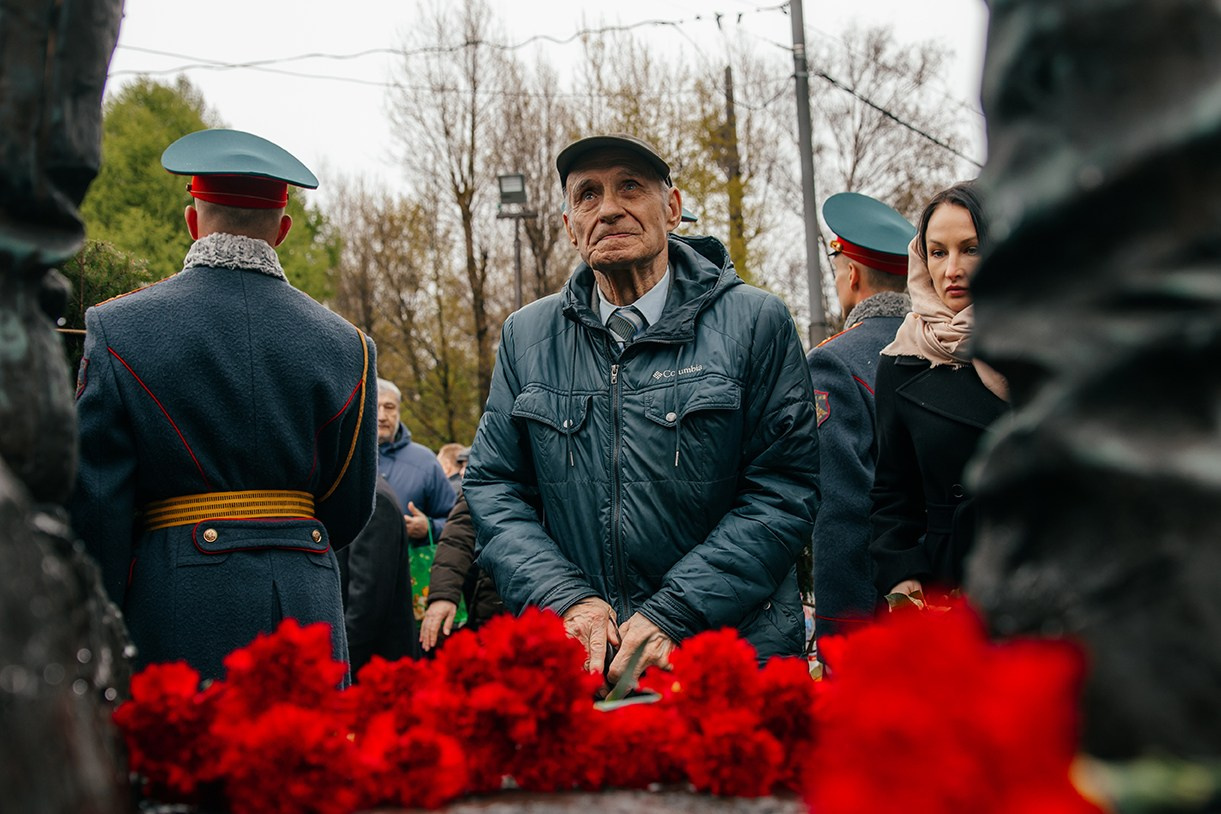 Акция памяти к 40-летию ликвидации катастрофы на Чернобыльской АЭС прошла на Поклонной горе. Фото и видео проект о героях ВОВ, Чернобыльцах, Афганцах