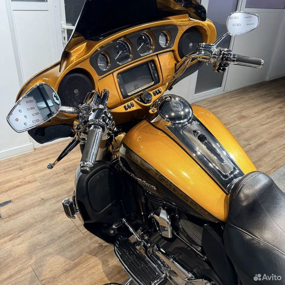 2014 CVO Еlесtra Glide Limited Gоld Rush. Hello Davidson, Москва. Только хорошие мотоциклы…