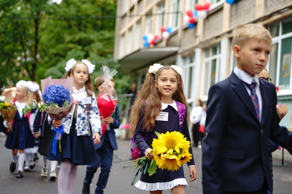 1 Сентября Василисы. Репортажный и семейный фотограф в Санкт-Петербурге Тарас Марченко